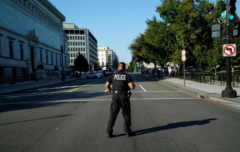 ΗΠΑ: Συναγερμός με τρομο-δέματα και στη Φλόριντα!